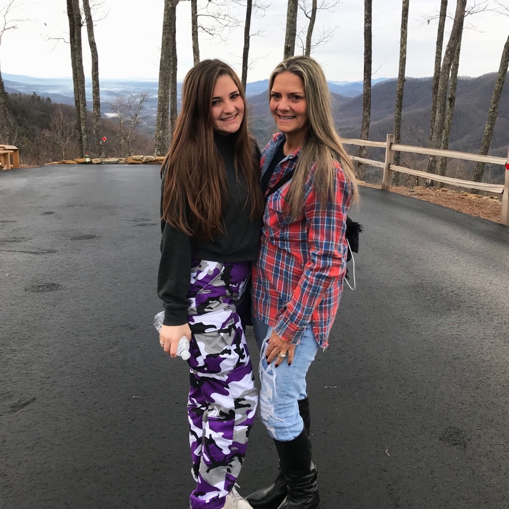 Meet your Posher, Caro and Rosa